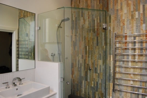 Stone wall bathroom